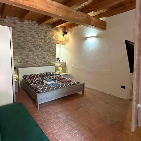 Appartamenti In Centro Storico A 15 Min Dal Lago D'Iseo - Free Wi-Fi - Ac Pallazzolo sull'Oglio Exterior foto