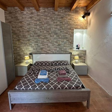 Appartamenti In Centro Storico A 15 Min Dal Lago D'Iseo - Free Wi-Fi - Ac Pallazzolo sull'Oglio Exterior foto