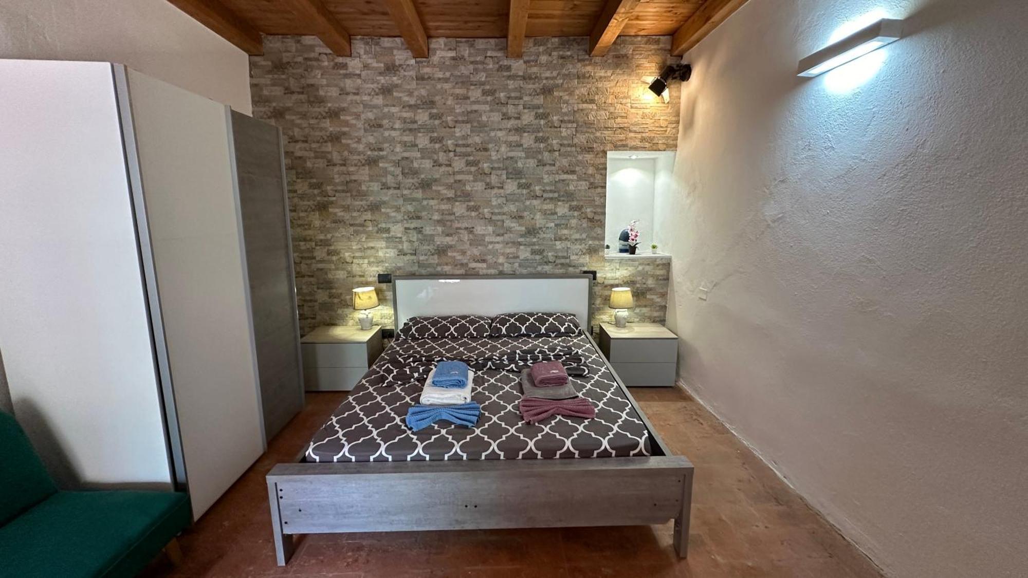 Appartamenti In Centro Storico A 15 Min Dal Lago D'Iseo - Free Wi-Fi - Ac Pallazzolo sull'Oglio Exterior foto